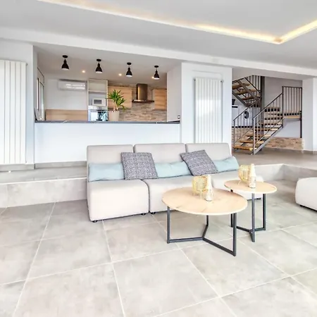 Costacabana - Bellavista يوريت دي مار