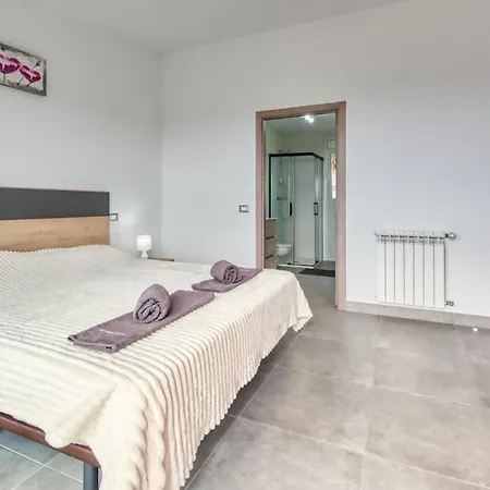 Costacabana - Bellavista فيلة يوريت دي مار